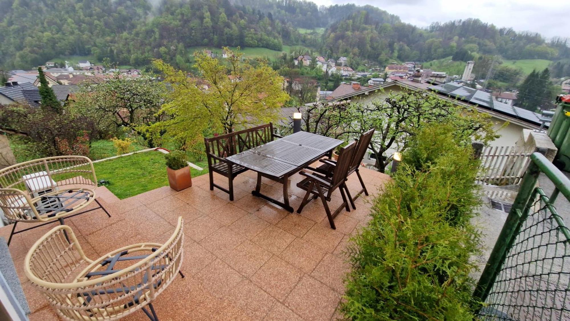 Bergmannhaus Villa Zagorje ob Savi Exteriör bild