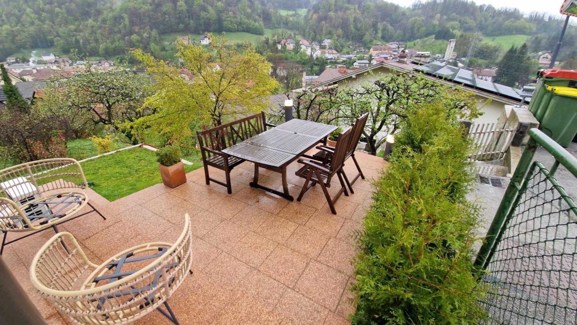Bergmannhaus Villa Zagorje ob Savi Exteriör bild